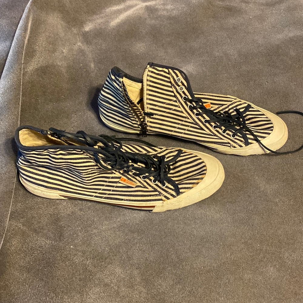 Mens Boss Orange Striped Sneaker Incredibly RARE shoe!!! Size 46 Euro/ 12 US!!!